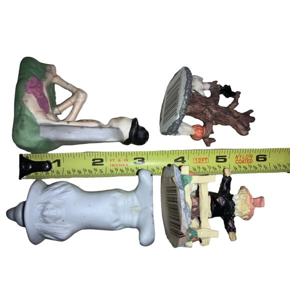 Halloween lot of 5 Figurines-n Village Accessories - Picture 10 of 11